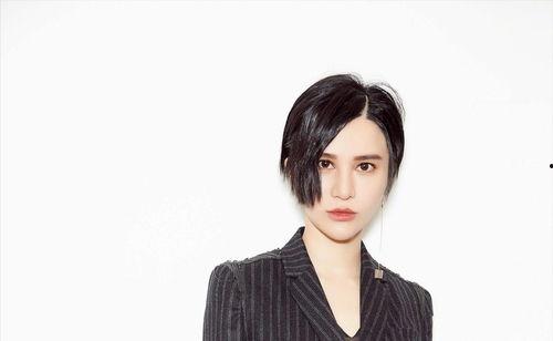 明星黑料在哪找 黑料是什么意思,探寻“黑料”背后的真相